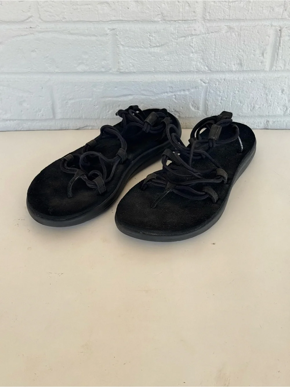 Teva ✨black voya